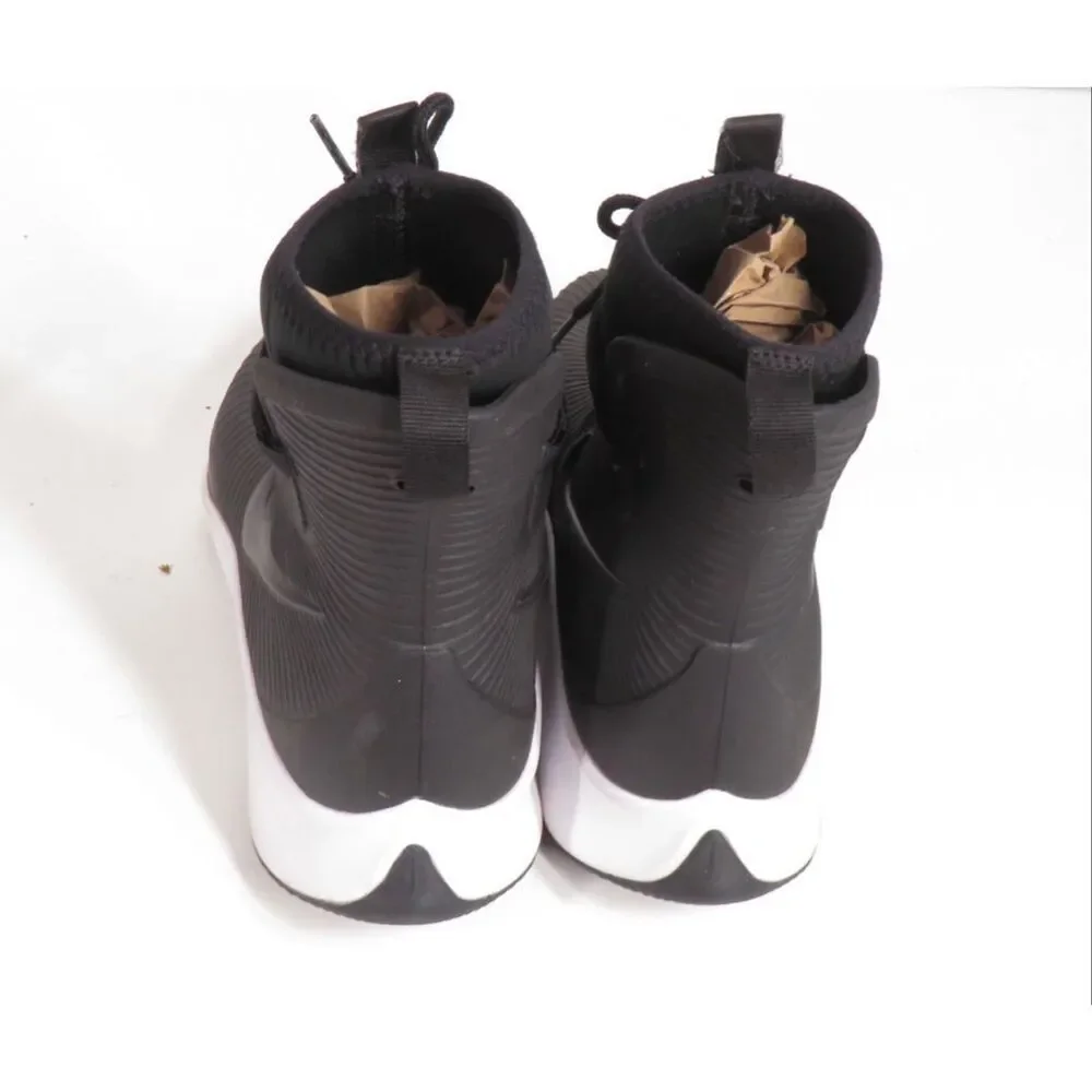 Nike Binzie Black Boot High-Top Athletic Sneakers Waterproof Size 5Y Women 7